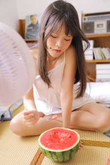风韵少妇性饥渴推油按摩视频